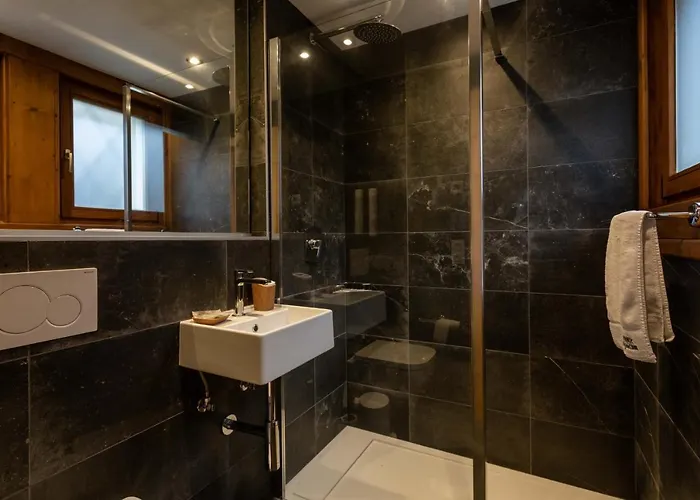 Edelweiss - Year Chamonix